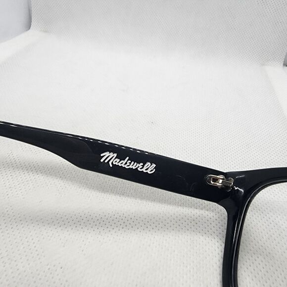 Madewell Black Glasses - Stylish and Sleek Eyewear - Picture 7 of 7